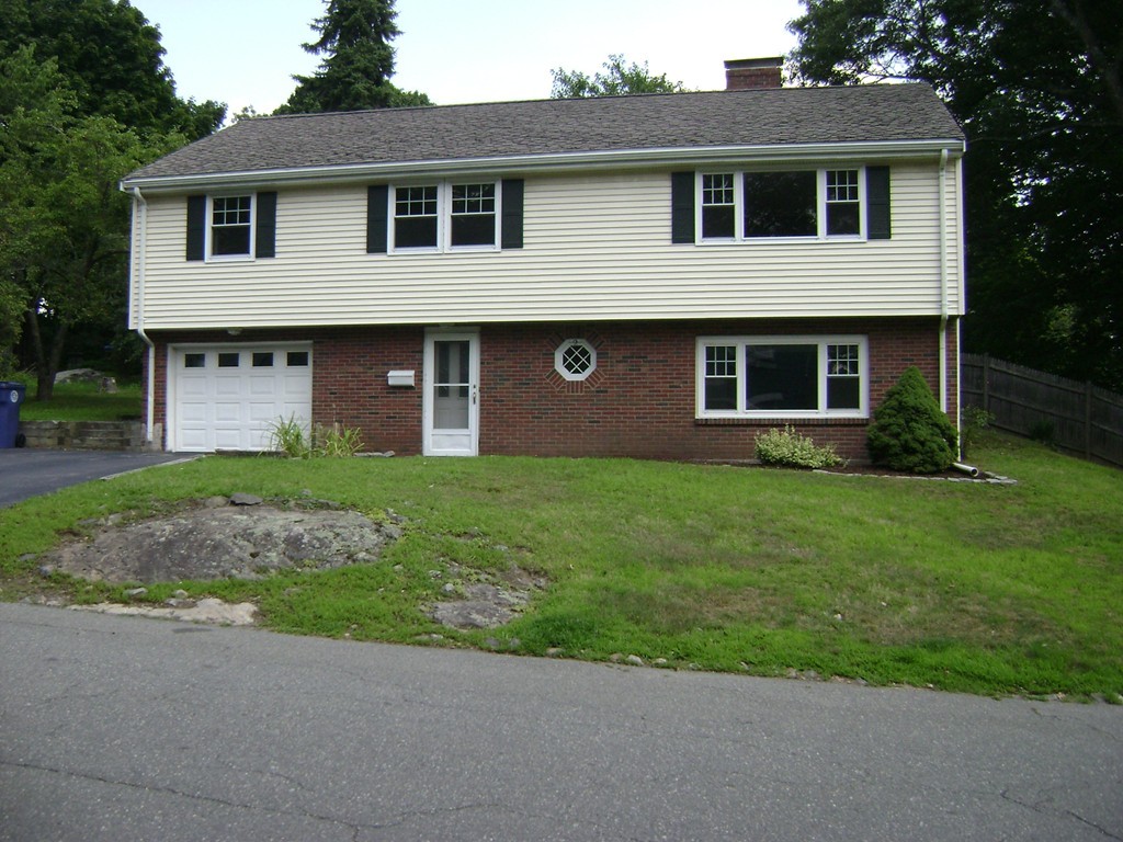 2 Surrey Road Salem, MA 01970 - Photo 1 of 8