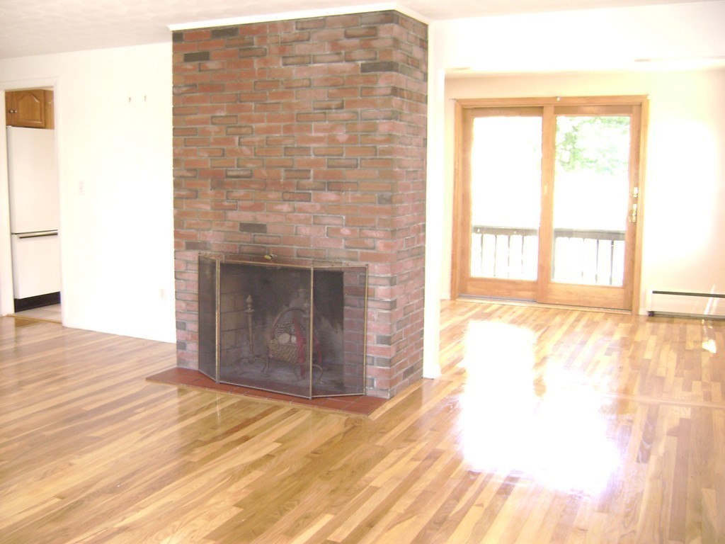 2 Surrey Road Salem, MA 01970 - Photo 3 of 8