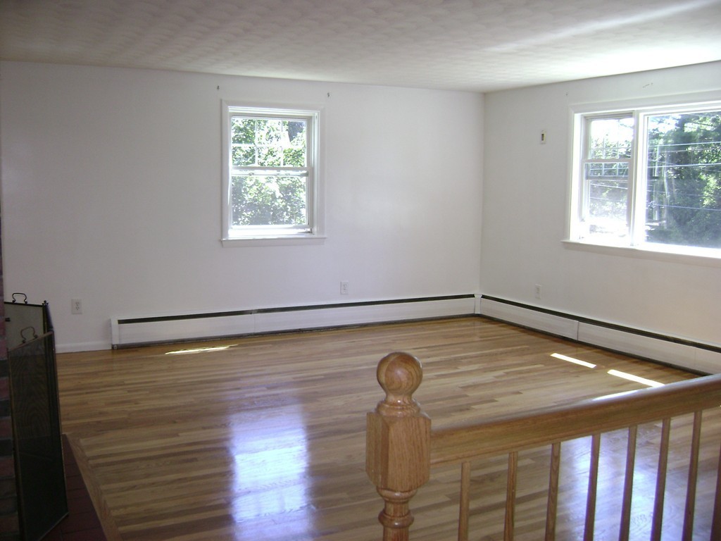 2 Surrey Road Salem, MA 01970 - Photo 4 of 8