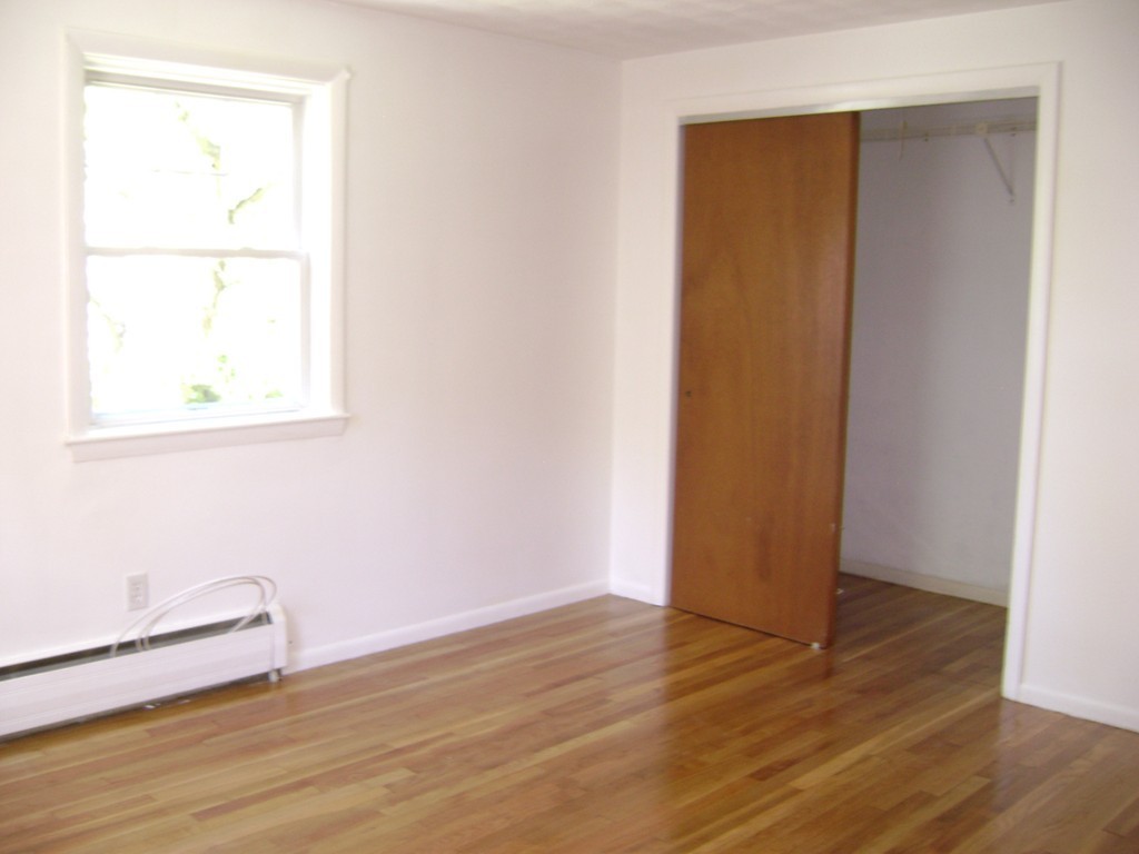 2 Surrey Road Salem, MA 01970 - Photo 5 of 8