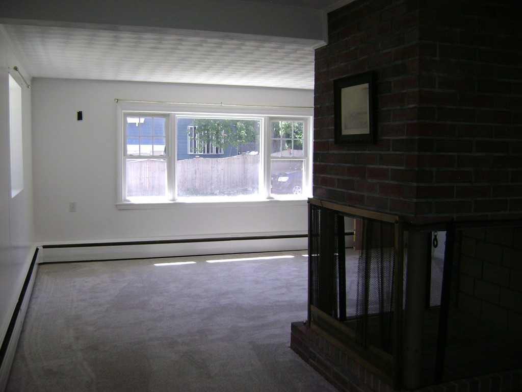 2 Surrey Road Salem, MA 01970 - Photo 7 of 8