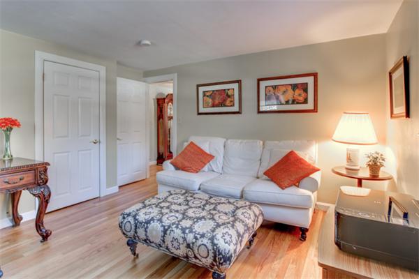 34 Dana Road Reading, MA 01867 - Photo 12 of 28 Gallery Image 12