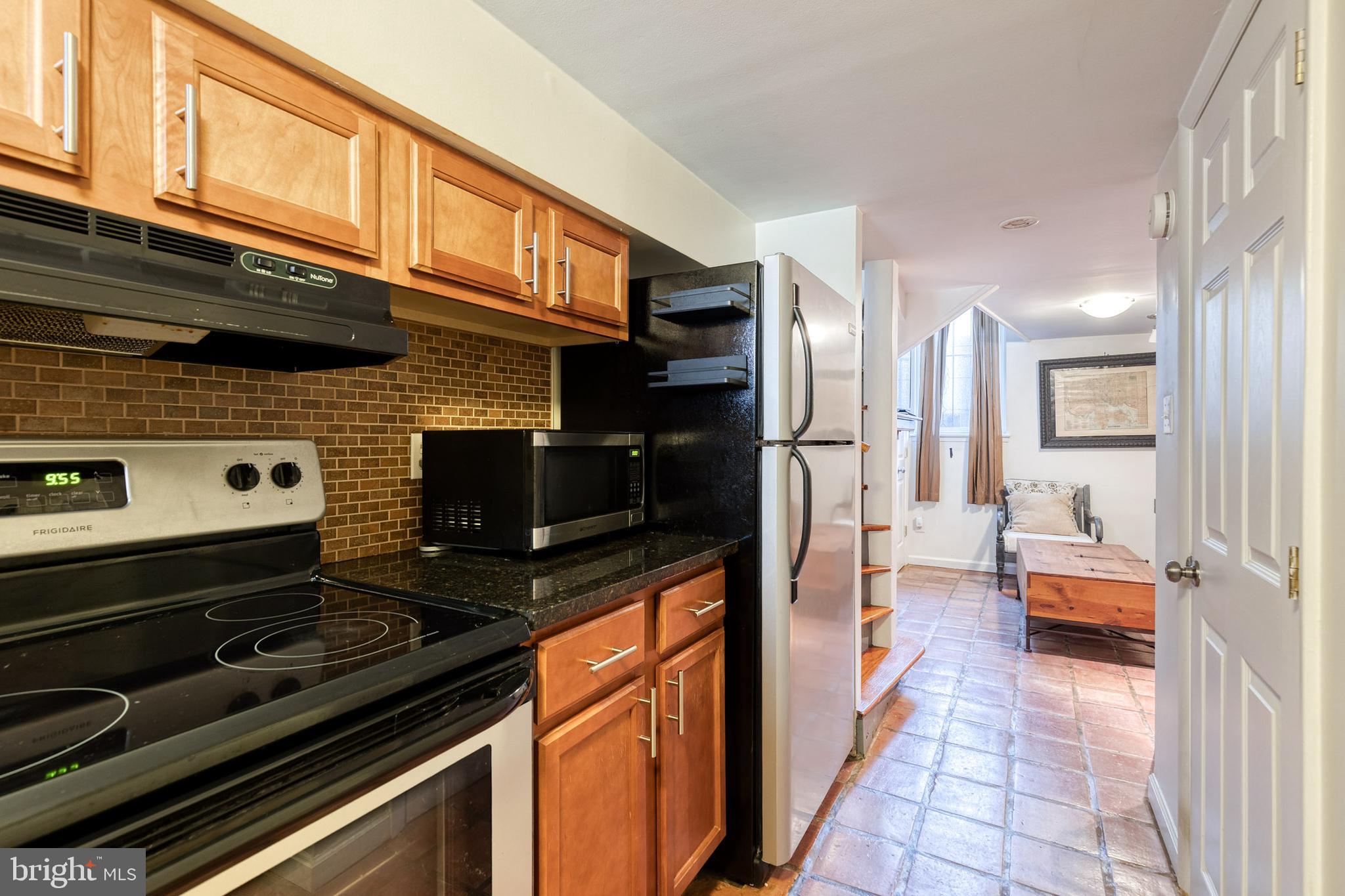 653 Dover Street Baltimore, MD 21230 - Photo 12 of 21