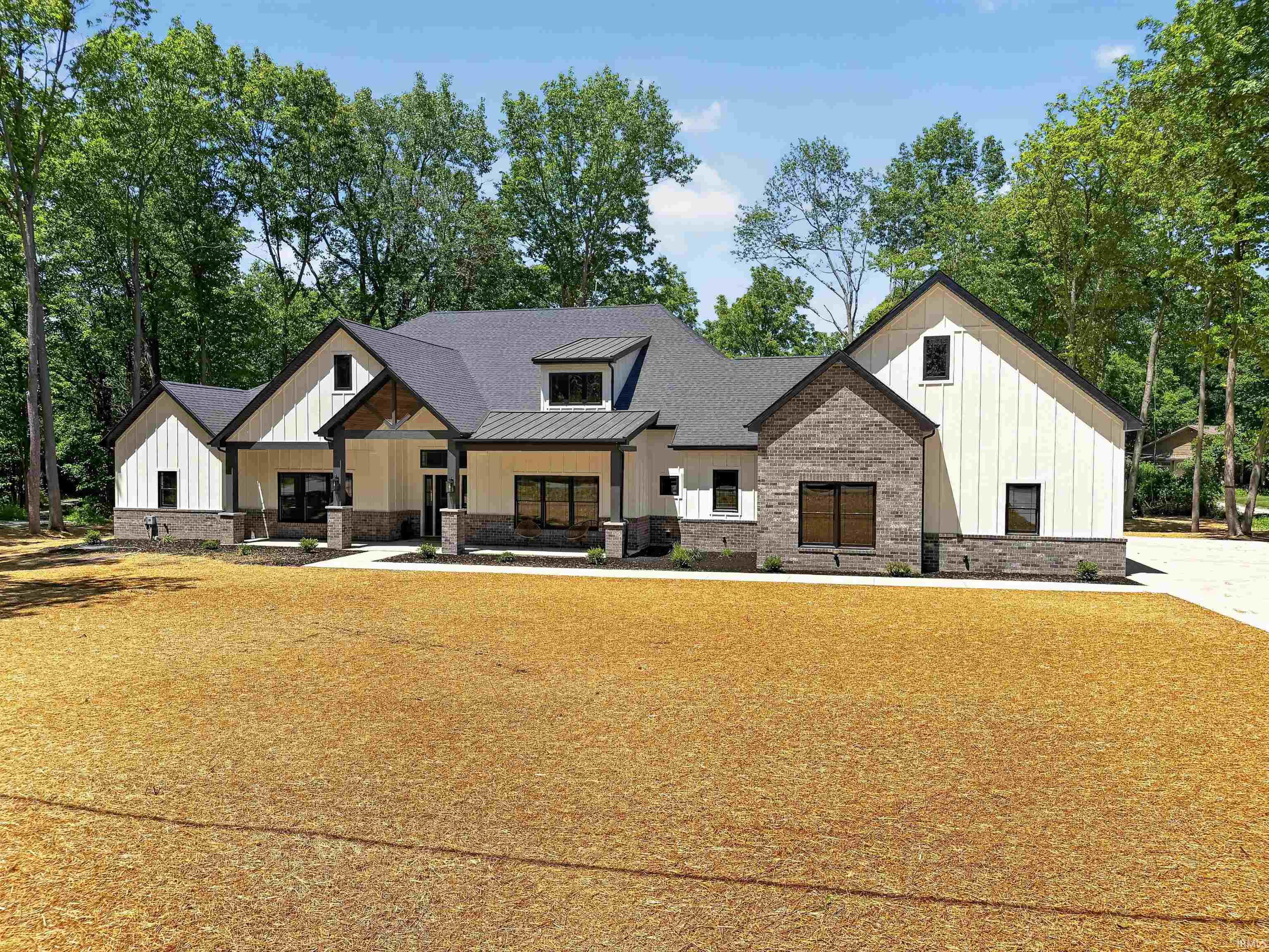 6077 Popp Road Fort Wayne, IN 46845 - Photo 3 of 50