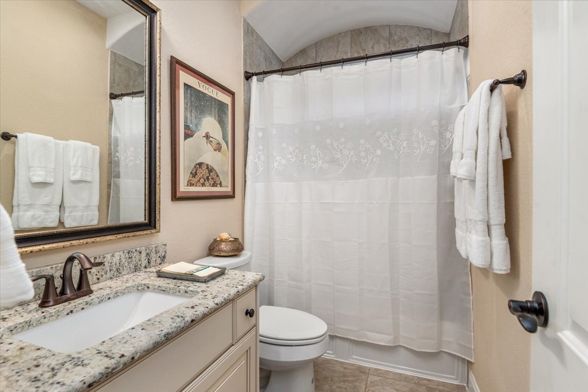 3771 Pinebrook Hollow Lane Spring, TX 77386 - Photo 31 of 50 Third Full Bathroom