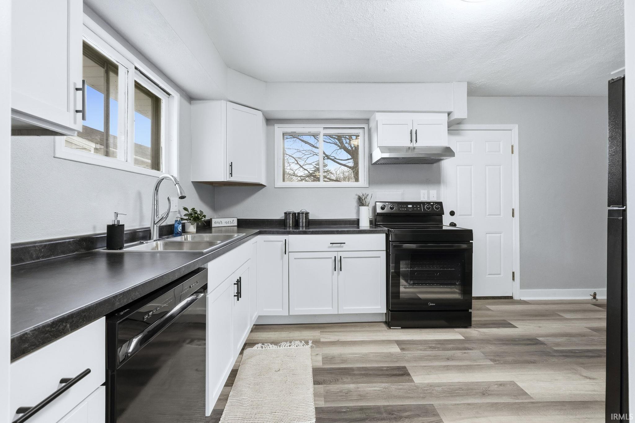 660 Clark Street Huntington, IN 46750 - Photo 8 of 31