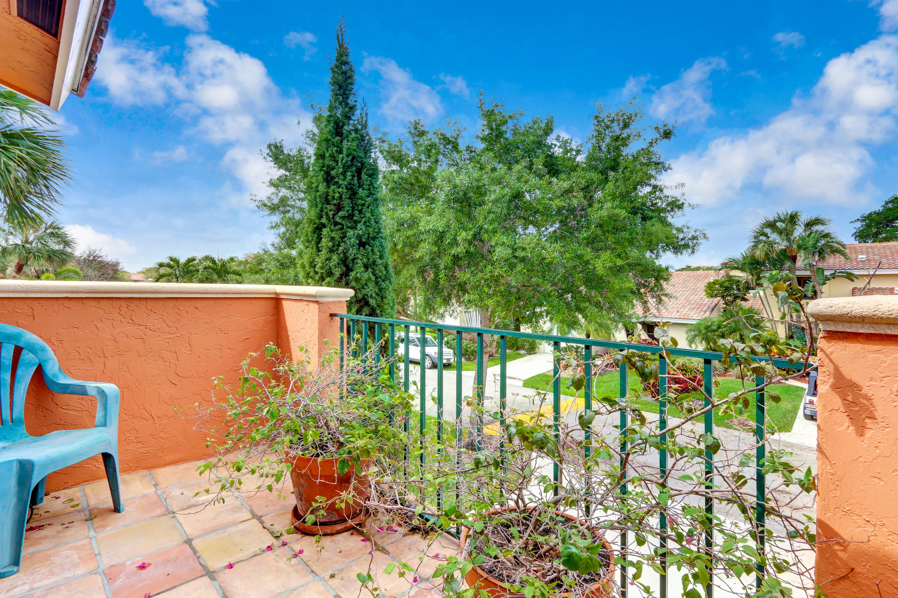 20828 Del Luna Drive Boca Raton, FL 33433 - Photo 18 of 20 a view of outside garden