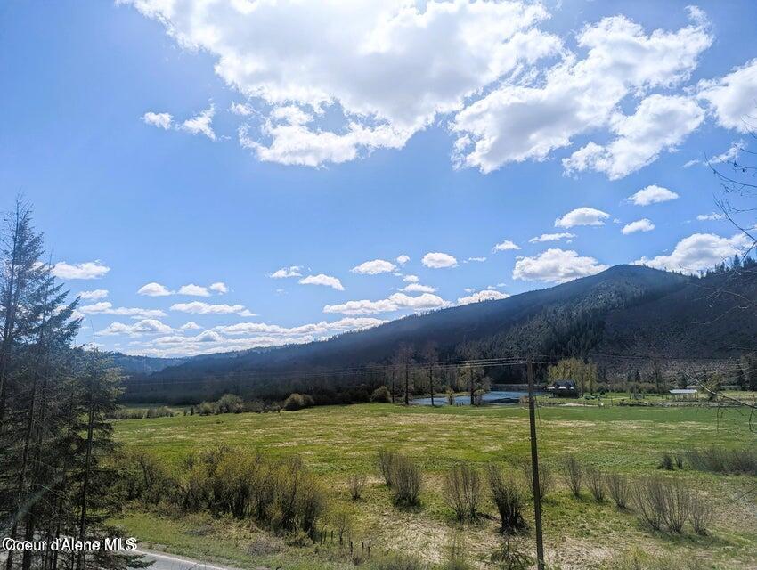 484 Ahrs Loop St. Maries, ID 83861 - Photo 4 of 17 20240422215355215458000000-o