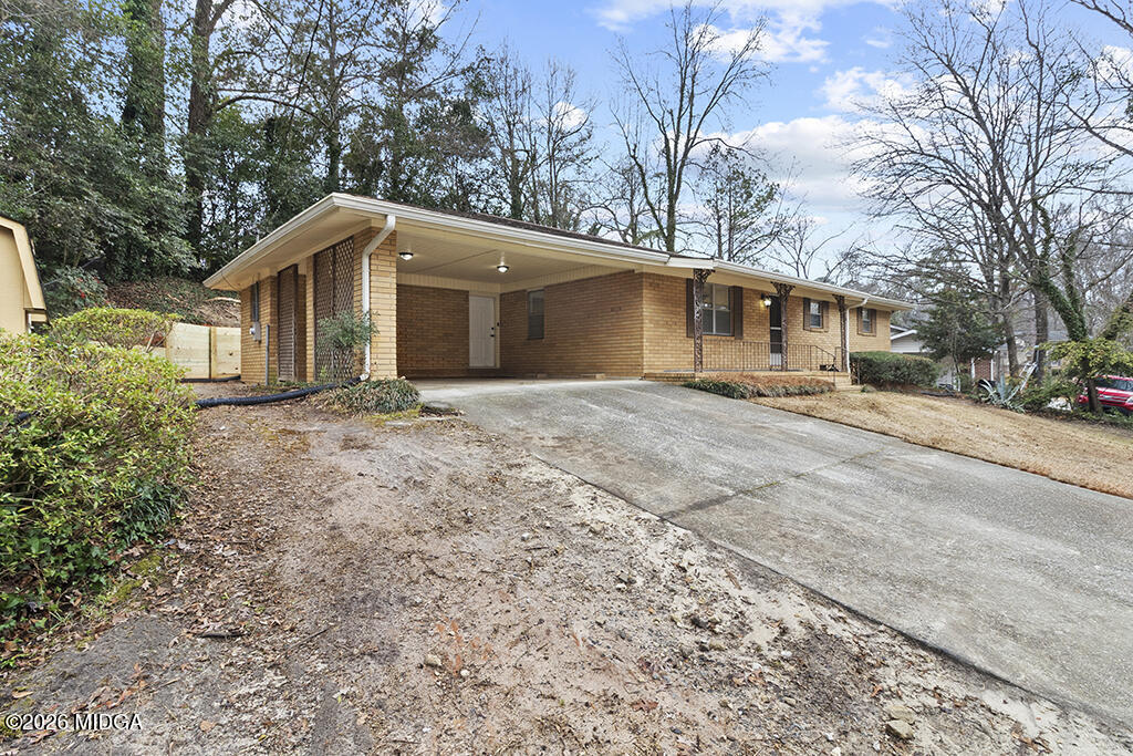 119 Colonial Road Warner Robins, GA 31088 - Photo 2 of 28 119 Colonial Rd_004