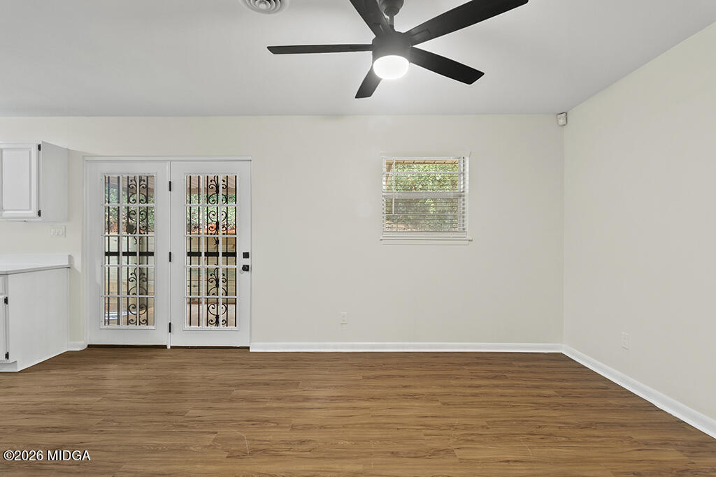 119 Colonial Road Warner Robins, GA 31088 - Photo 10 of 28 119 Colonial Rd_043