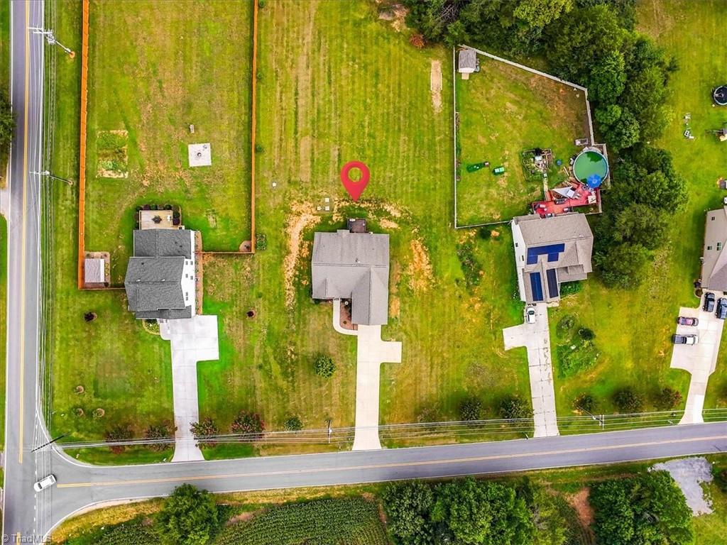 9141 Warren Road Kernersville, NC 27284 - Photo 17 of 19 Gallery Image 17