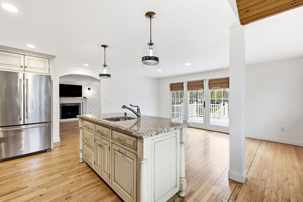 7 Brewster Road West Springfield, MA 01089 - Photo 19 of 41