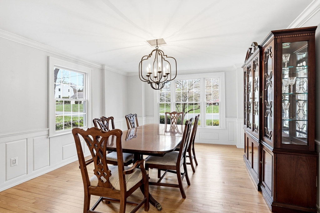 7 Brewster Road West Springfield, MA 01089 - Photo 23 of 41