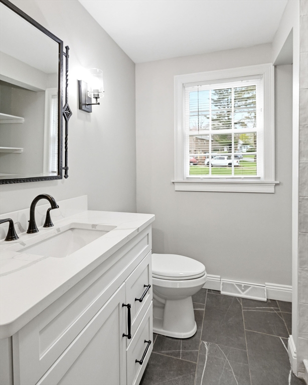 7 Brewster Road West Springfield, MA 01089 - Photo 28 of 41