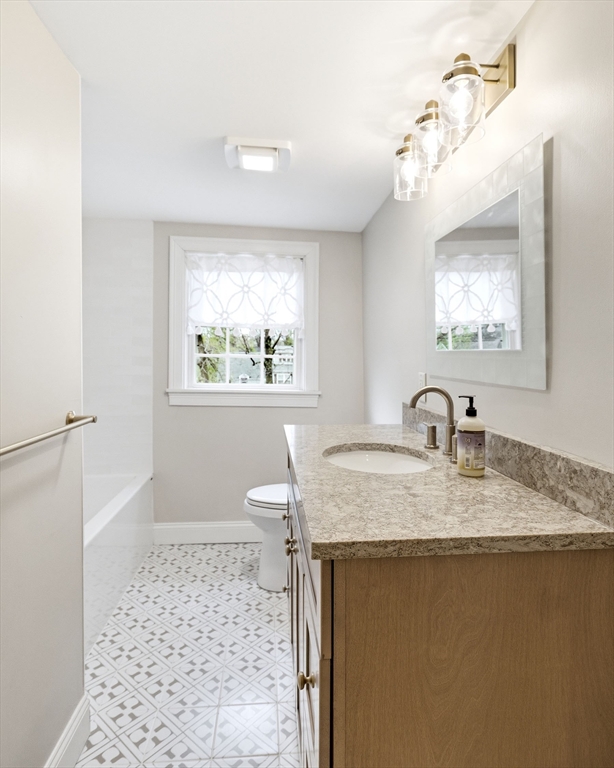 7 Brewster Road West Springfield, MA 01089 - Photo 37 of 41