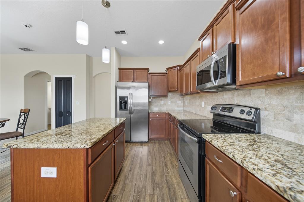 1806 Oak Pond Street Ruskin, FL 33570 - Photo 15 of 47