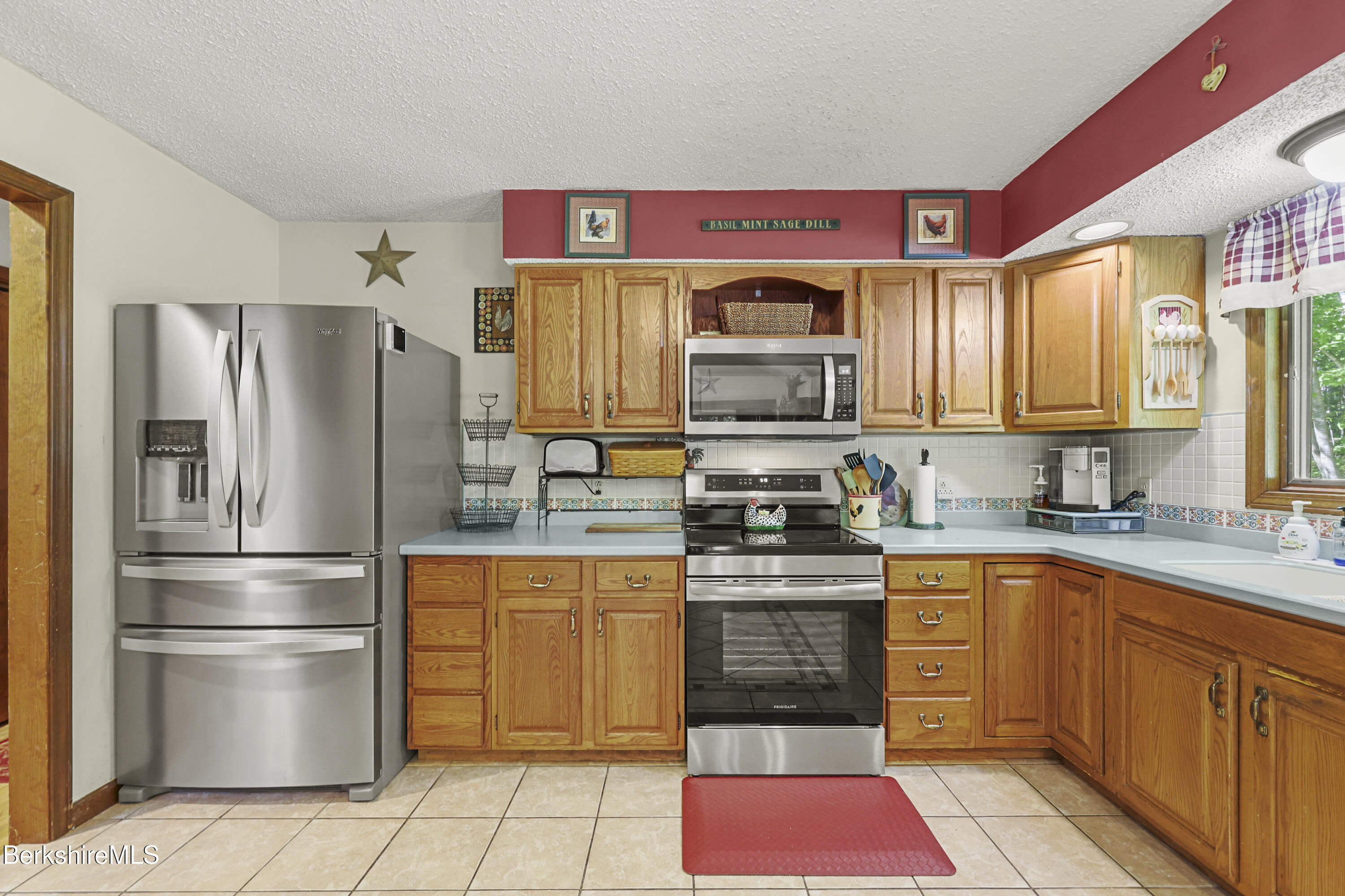 156 Bailey Road Lanesborough, MA 01237 - Photo 17 of 49 Huge kitchen