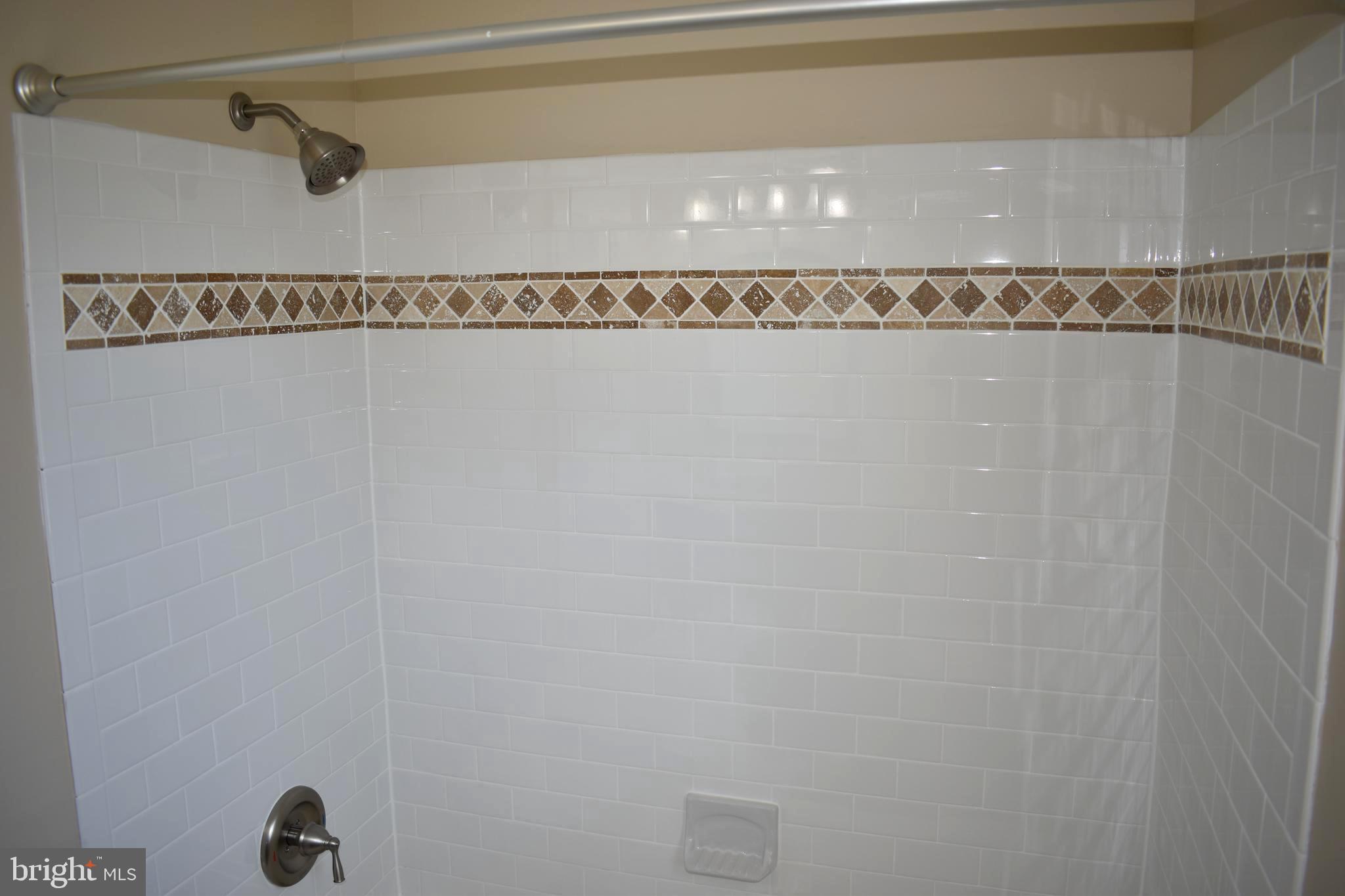 622 Markham Road Baltimore, MD 21229 - Photo 24 of 34 Ceramic Tiles