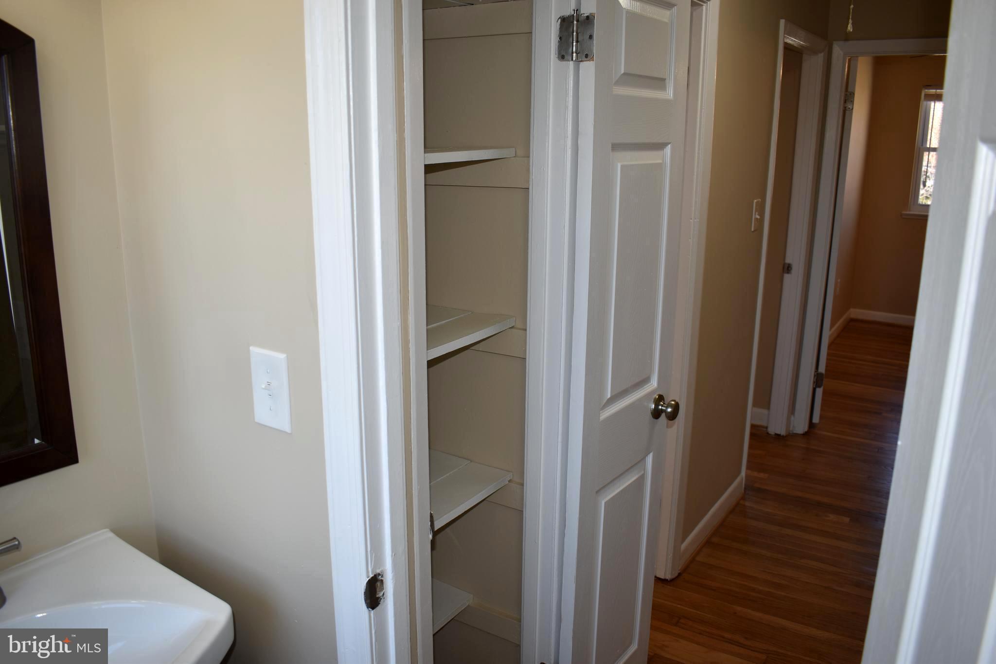 622 Markham Road Baltimore, MD 21229 - Photo 26 of 34 Linen Closet
