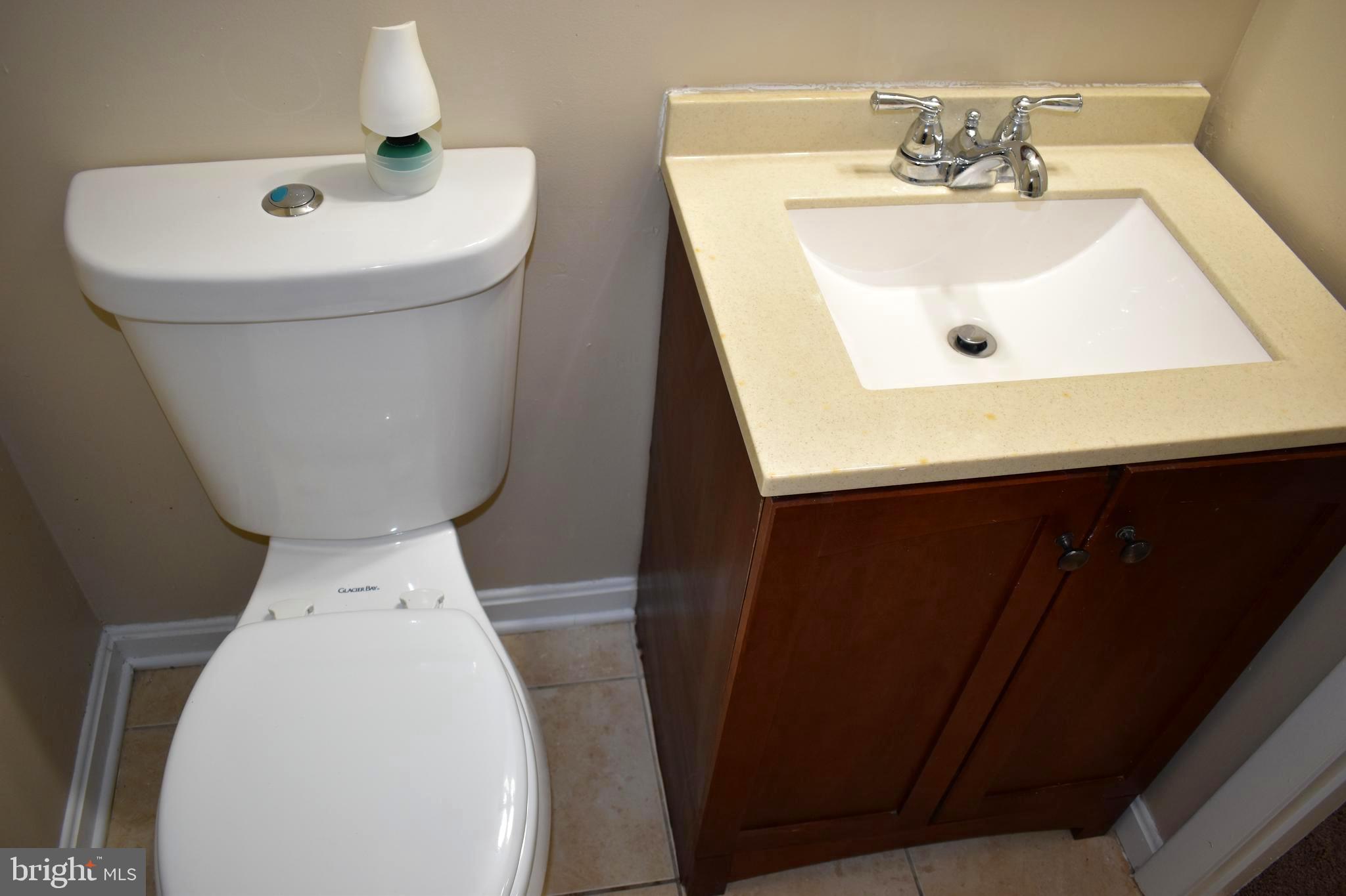 622 Markham Road Baltimore, MD 21229 - Photo 31 of 34 Lower Level Bath