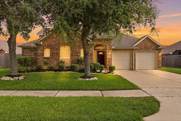 $419,900 | 13615 Cotton Run, Mont Belvieu, TX 77523