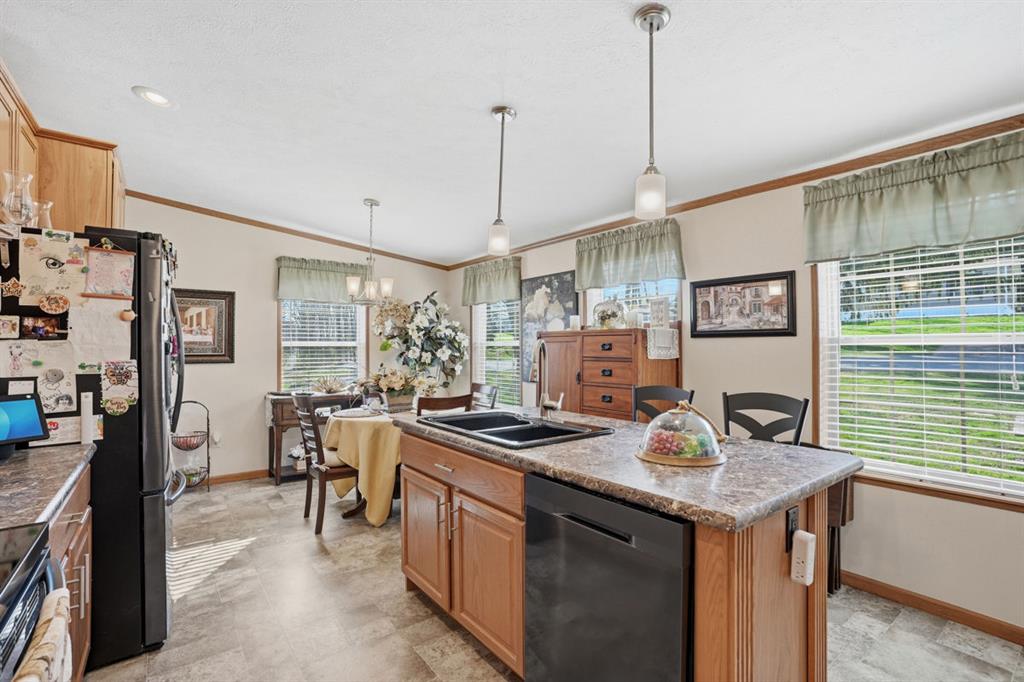 508 Reed Lane Butler, PA 16001 - Photo 11 of 45