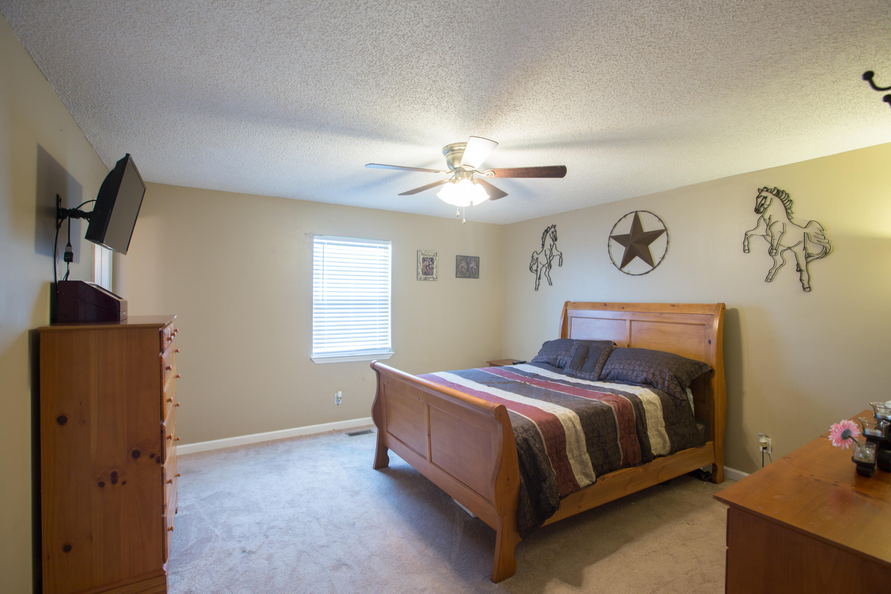 1708 East Rebel Road Rossville, GA 30741 - Photo 15 of 17 1708 E Rebel Road-9992