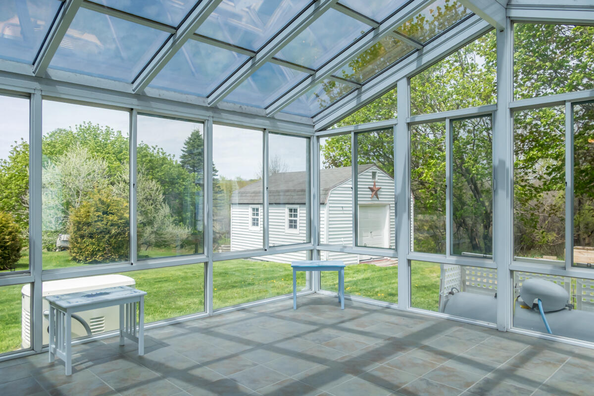 800 North Road Yarmouth, ME 04096 - Photo 33 of 60 42-Sunroom (3 of 3)