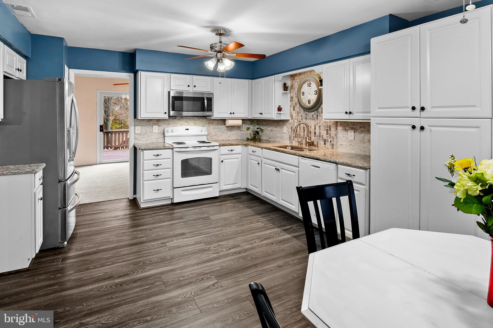 4133 Salem Bottom Road Westminster, MD 21157 - Photo 13 of 41 Kitchen (alt view)