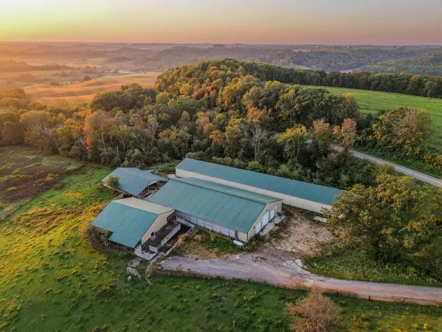 $475,000 | 29000 Monarch Avenue, Kendall, WI 54638