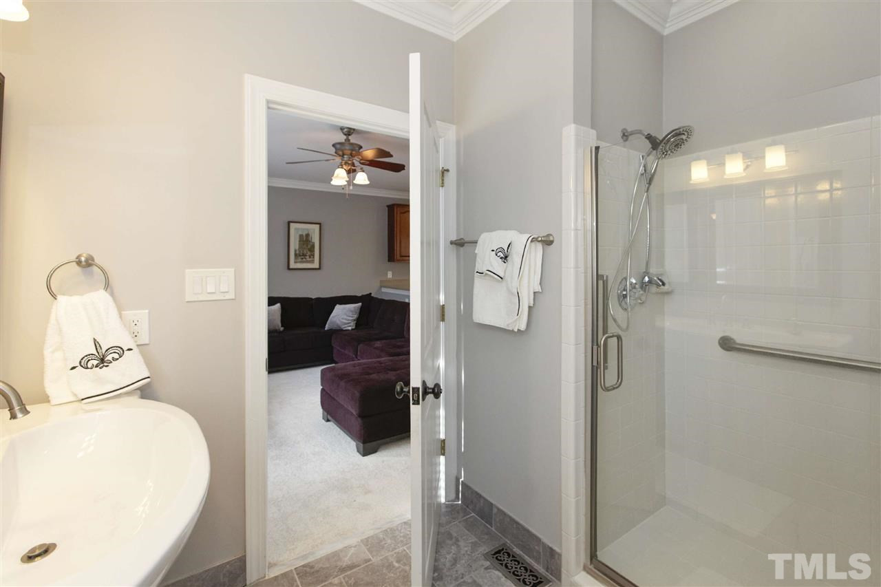 6300 Battleview Drive Raleigh, NC 27613 - Photo 17 of 25 Bathroom