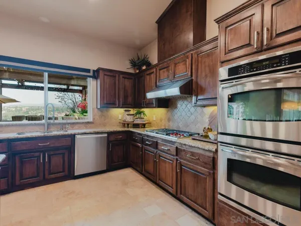 $1,650,000 | 15256 Molly Anne Court, Valley Center, CA 92082