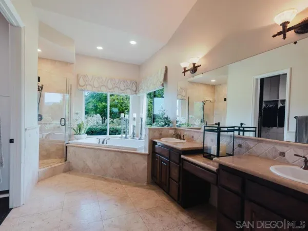 $1,650,000 | 15256 Molly Anne Court, Valley Center, CA 92082
