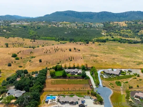 $1,650,000 | 15256 Molly Anne Court, Valley Center, CA 92082