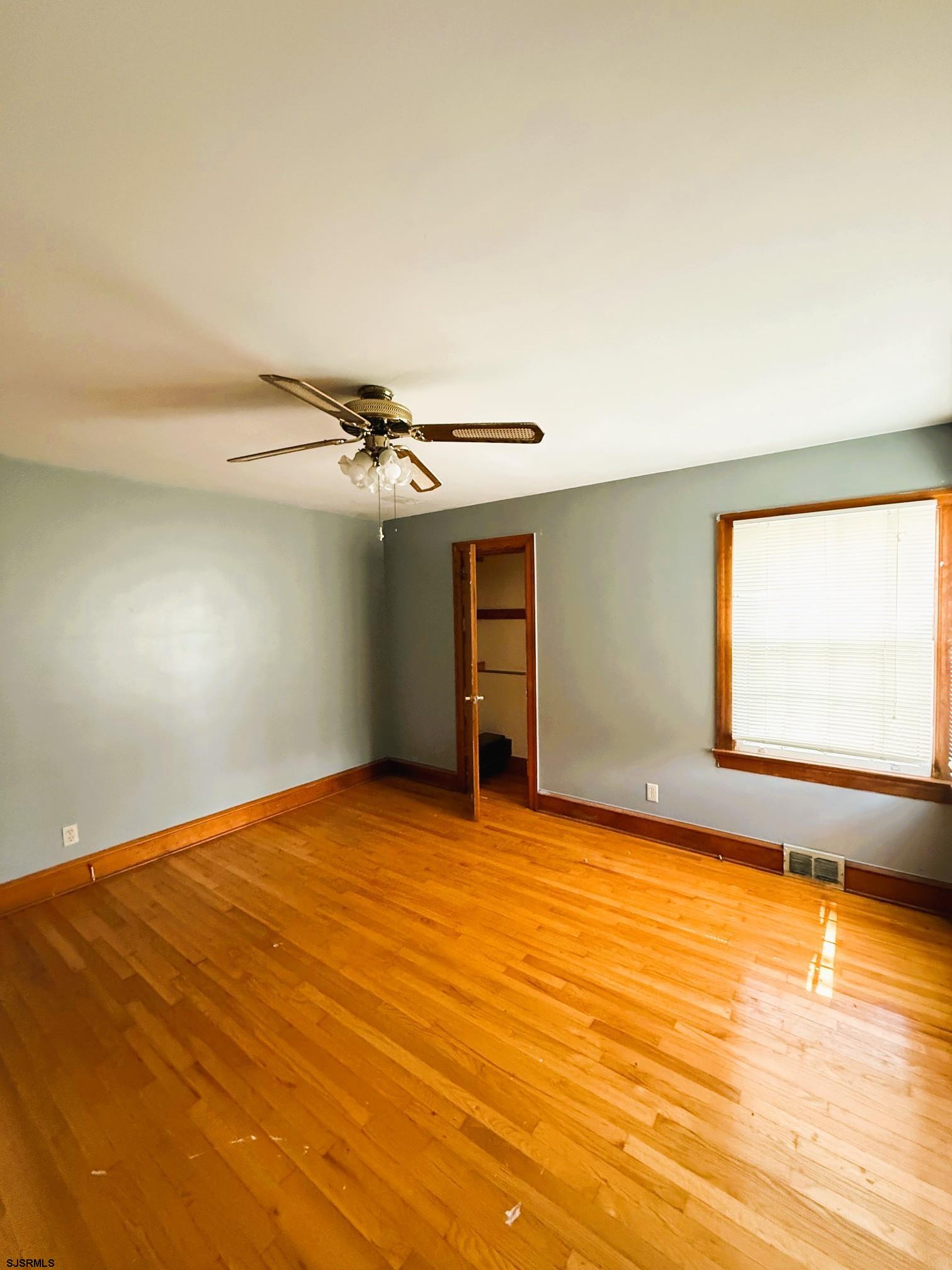 4 East Finley Road Bridgeton, NJ 08302 - Photo 14 of 33 an empty room with a empty space and windows