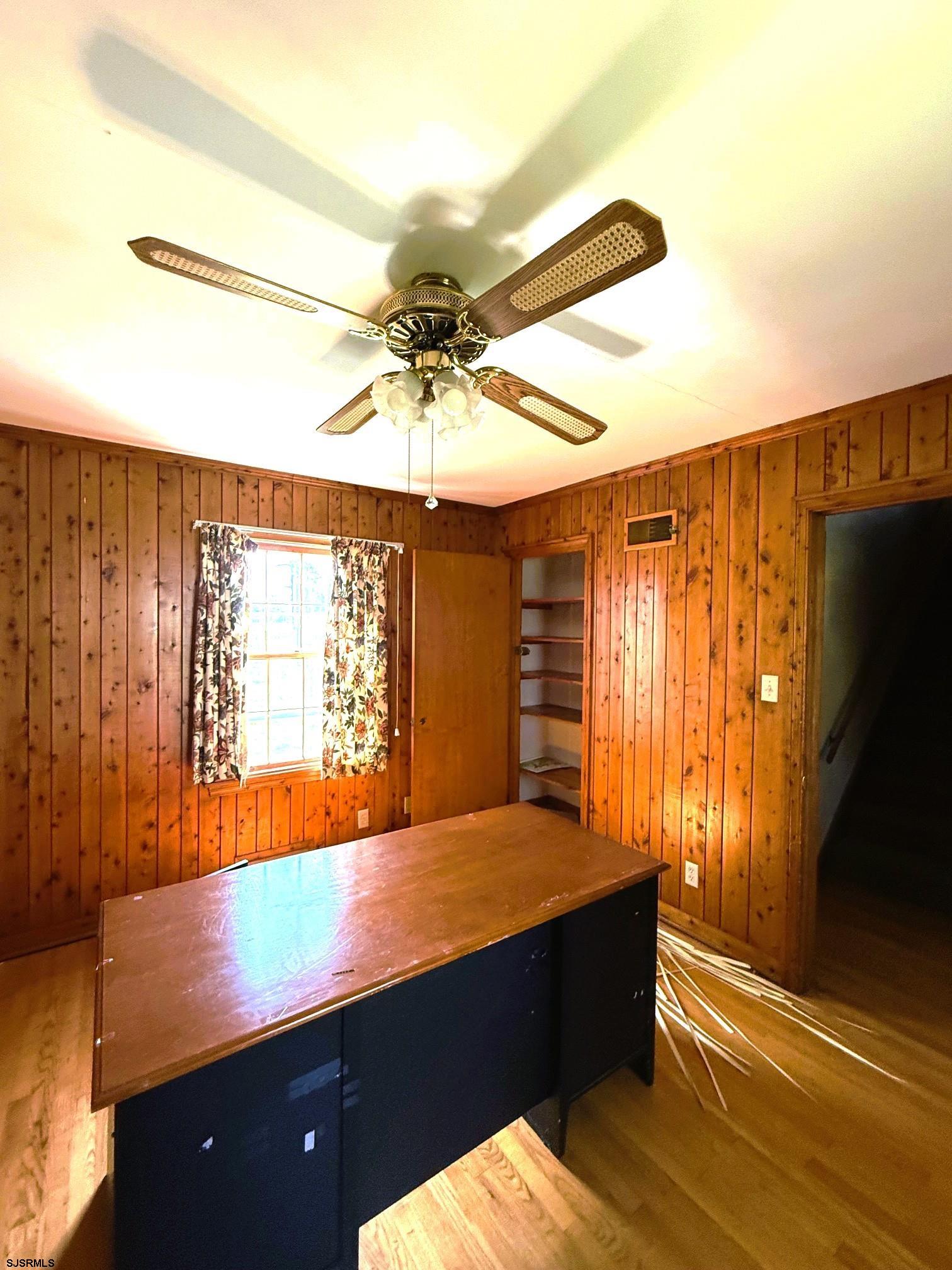 4 East Finley Road Bridgeton, NJ 08302 - Photo 19 of 33 a view of kitchen with stainless steel appliances wooden floor and window