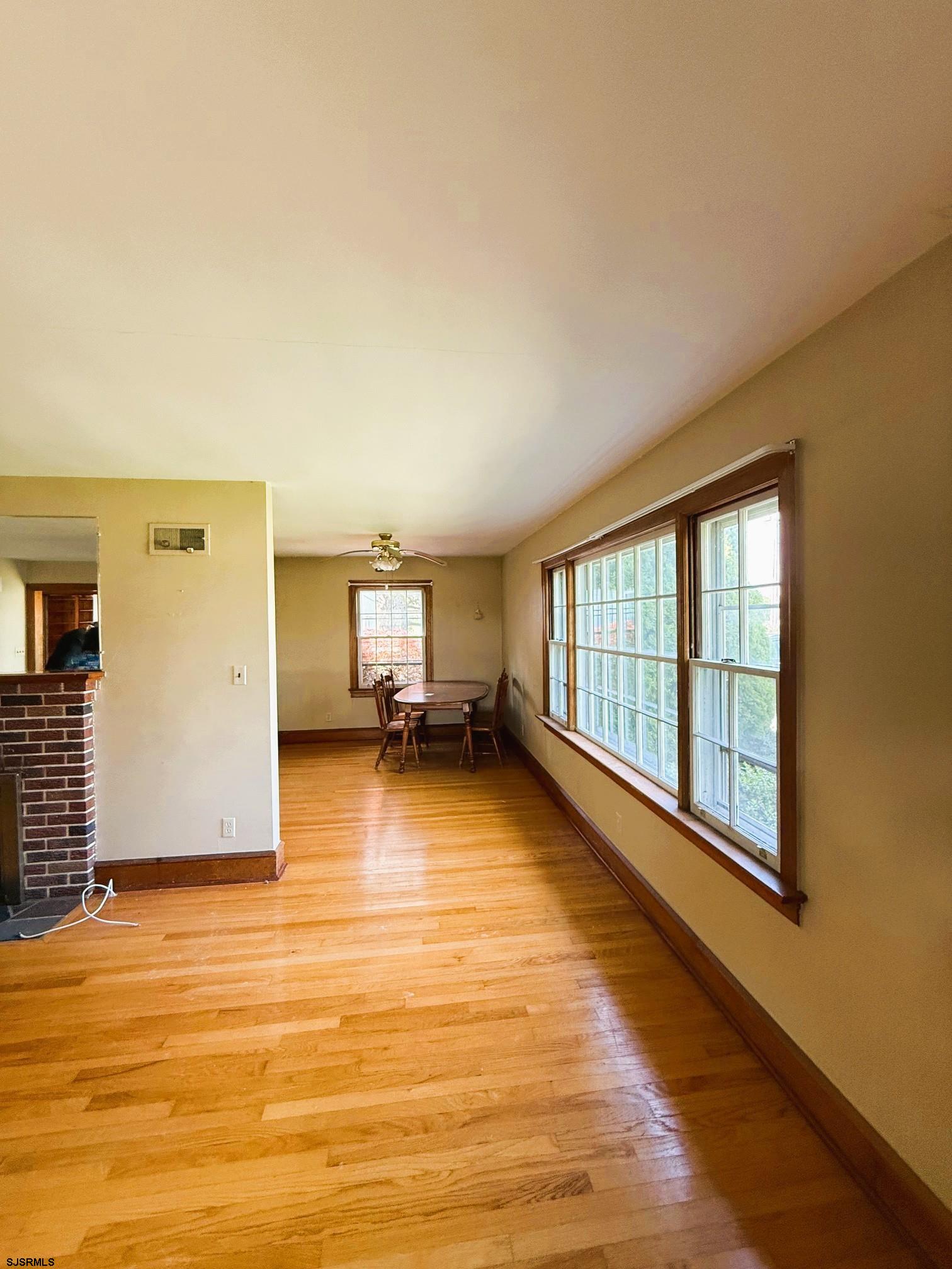 4 East Finley Road Bridgeton, NJ 08302 - Photo 8 of 33 a view of a room with wooden floor and windows