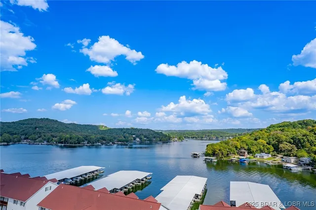 $275,500 | 775 Clearwater Drive, Unit 4A, Camdenton, MO 65020