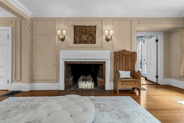 $2,300,000 | 852 Hale Street, Beverly, MA 01915