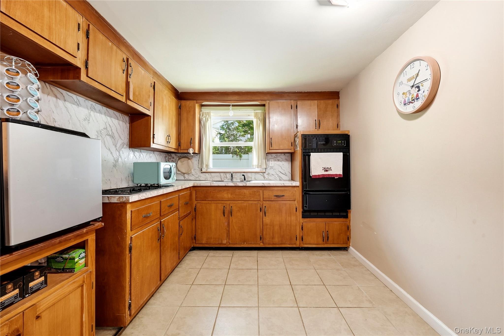29 Suffolk Road, Unit A Massapequa, NY 11758 - Photo 17 of 32 Gallery Image 17