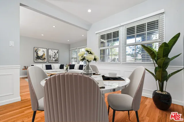 $1,399,000 | 22025 De La Osa Street, Woodland Hills, CA 91364