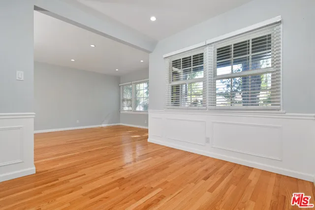 $1,399,000 | 22025 De La Osa Street, Woodland Hills, CA 91364