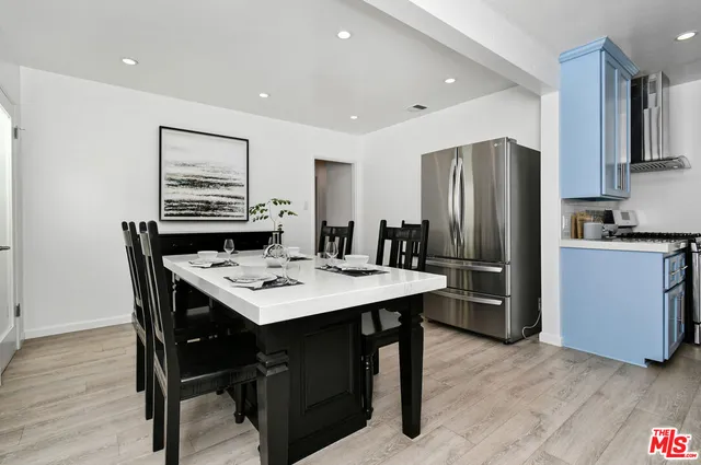 $1,399,000 | 22025 De La Osa Street, Woodland Hills, CA 91364