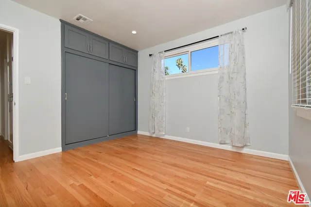 $1,399,000 | 22025 De La Osa Street, Woodland Hills, CA 91364