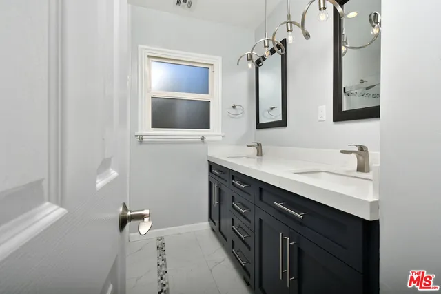 $1,399,000 | 22025 De La Osa Street, Woodland Hills, CA 91364