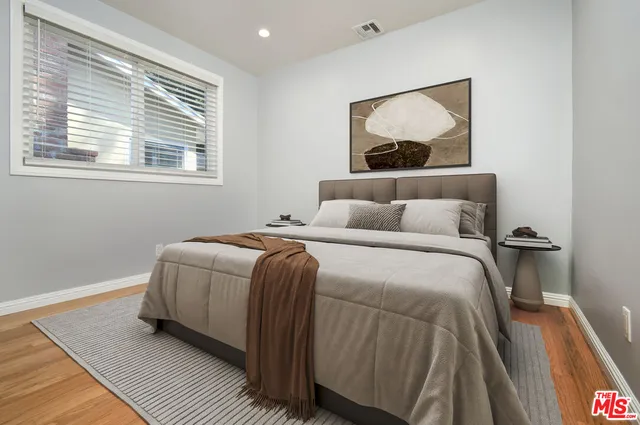 $1,399,000 | 22025 De La Osa Street, Woodland Hills, CA 91364