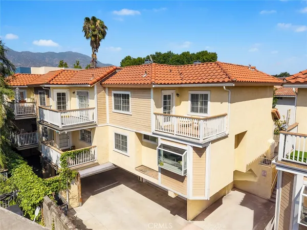 $699,000 | 607 West Duarte Road, Unit A, Monrovia, CA 91016