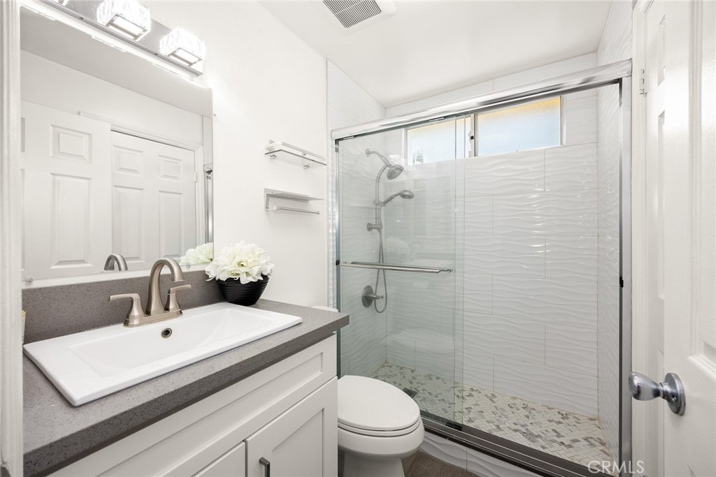 607 West Duarte Road, Unit A Monrovia, CA 91016 - Photo 14 of 35