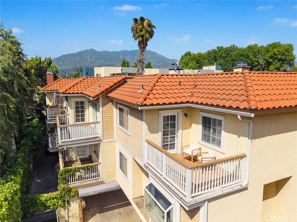 607 West Duarte Road, Unit A Monrovia, CA 91016 - Photo 23 of 35