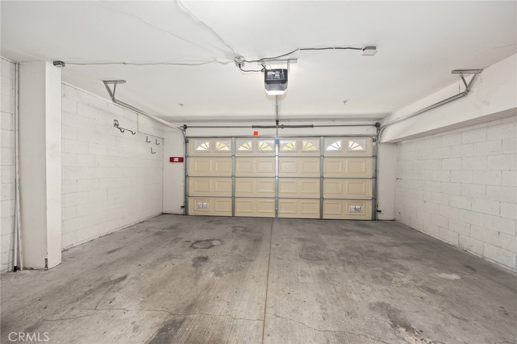 607 West Duarte Road, Unit A Monrovia, CA 91016 - Photo 24 of 35